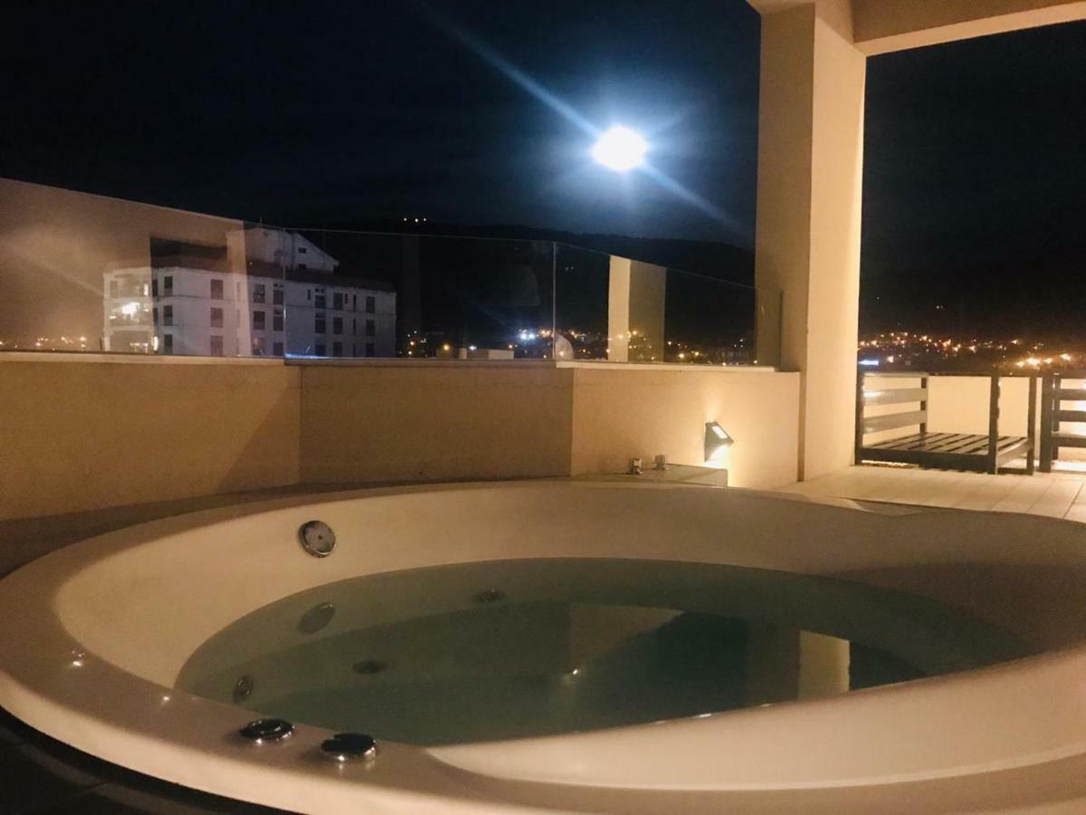 Apartamento Reyes Catolicos Daire Salta Dış mekan fotoğraf